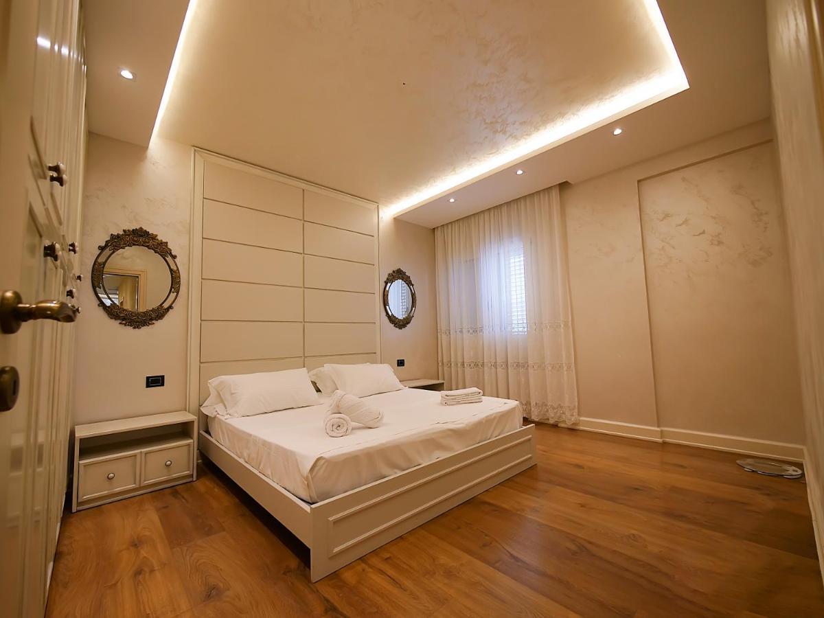 Sea Side Apartment Vlorë Екстериор снимка