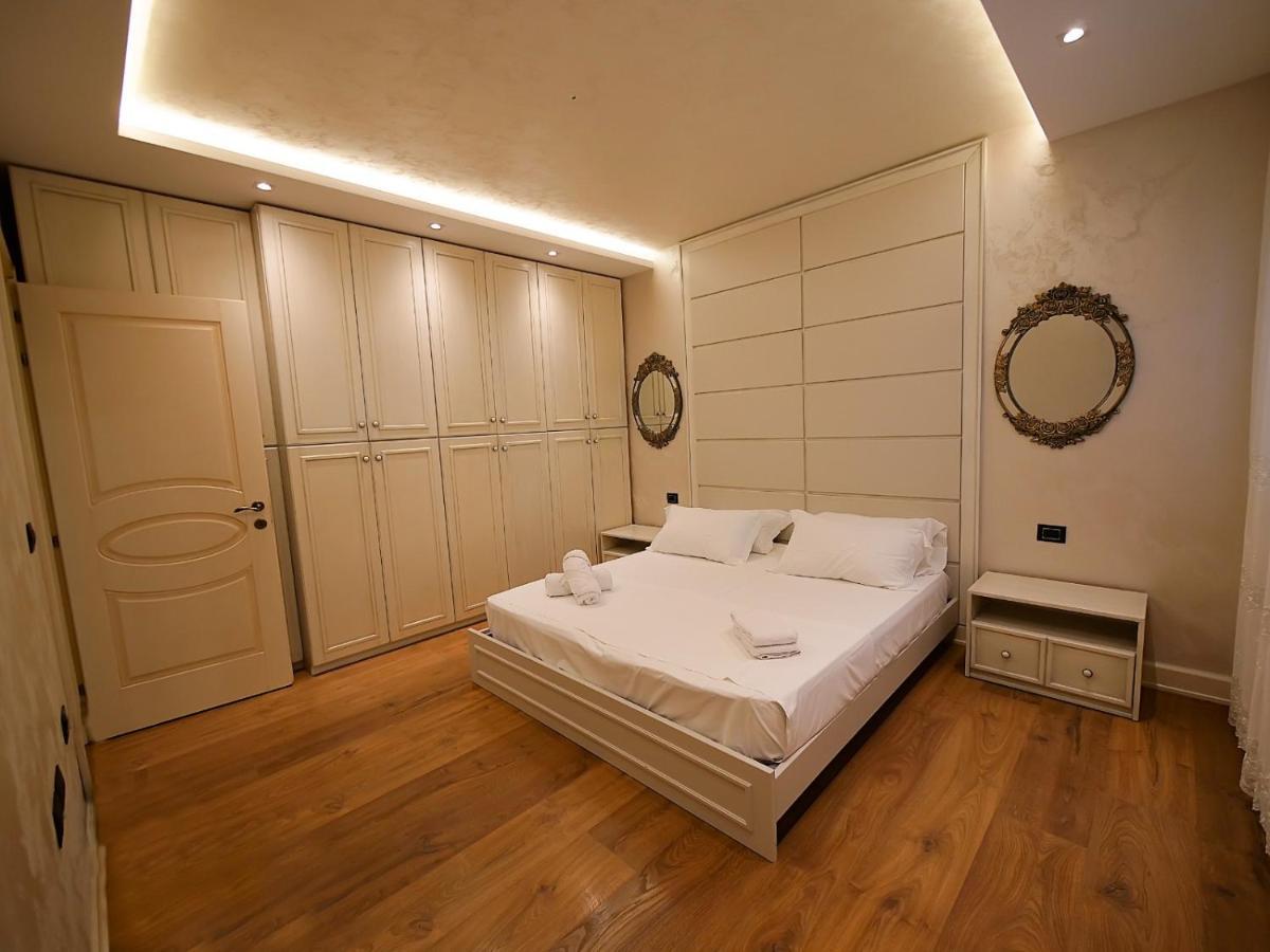 Sea Side Apartment Vlorë Екстериор снимка