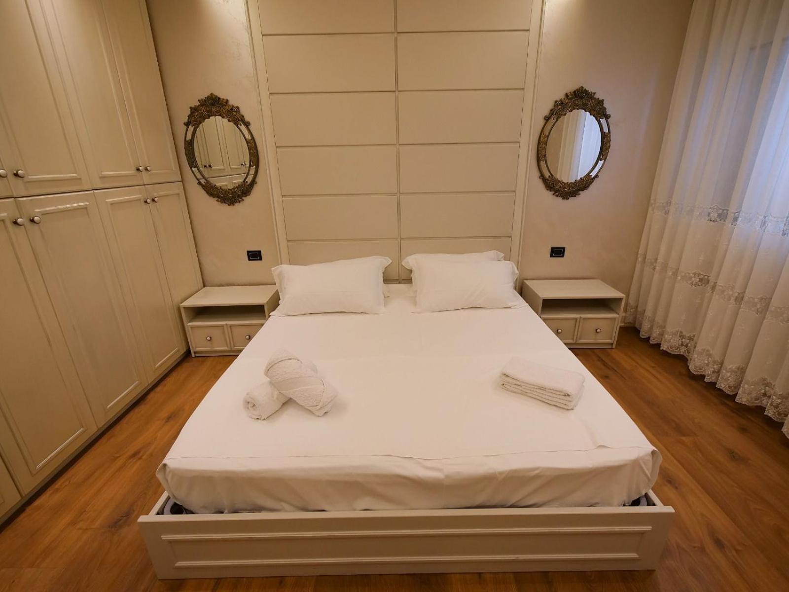 Sea Side Apartment Vlorë Екстериор снимка